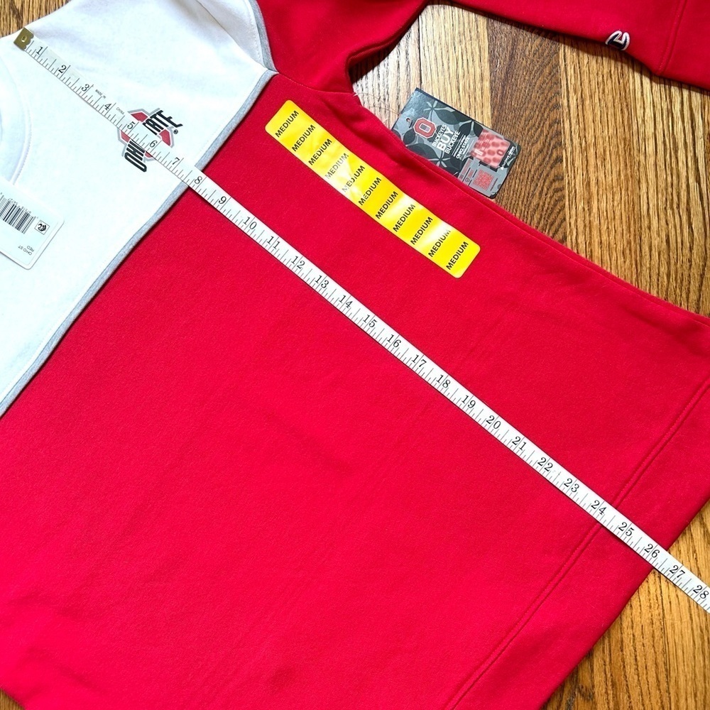 New Champion Women’s Ohio State Buckeyes Red & White Pullover Sweatshirt Sz M - Picture 9 of 16